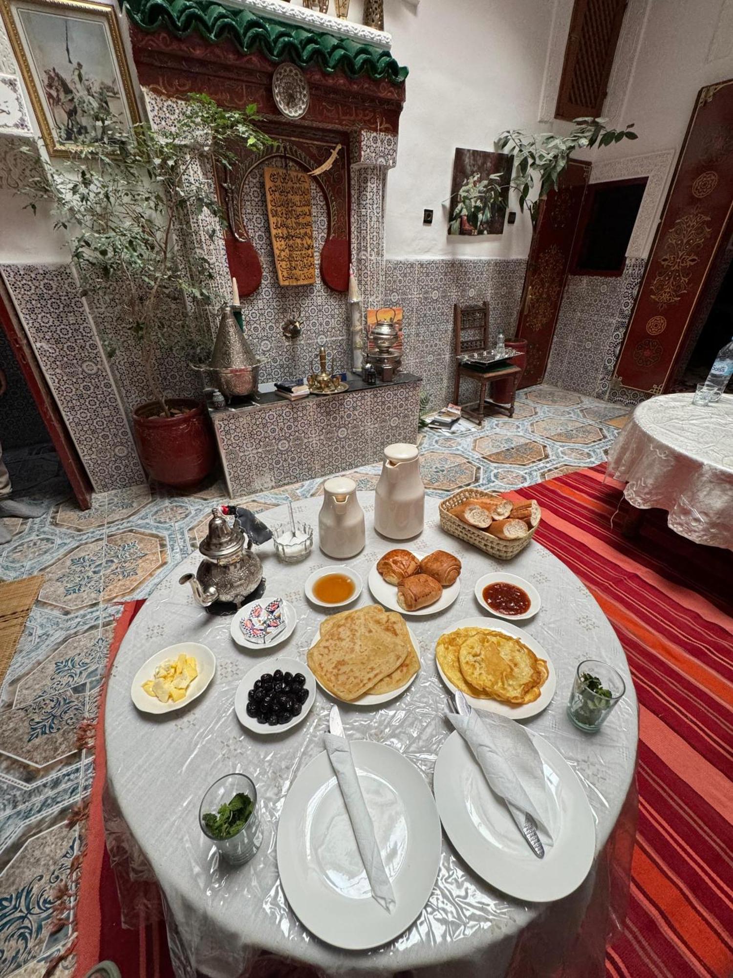 Hotel Dar Enouiina à Fès Extérieur photo